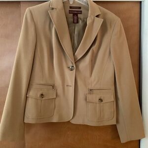 Bandolino Women’s Camel Tan Stretch Jacket Blazer Size 10 Detail Pockets